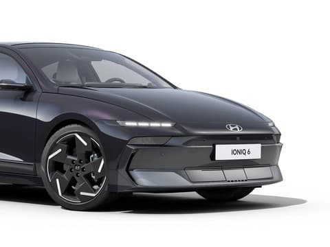Активни въздушни клапи, интегрирани във фиронтия броня на Hyundai IONIQ 6 електрически седан.