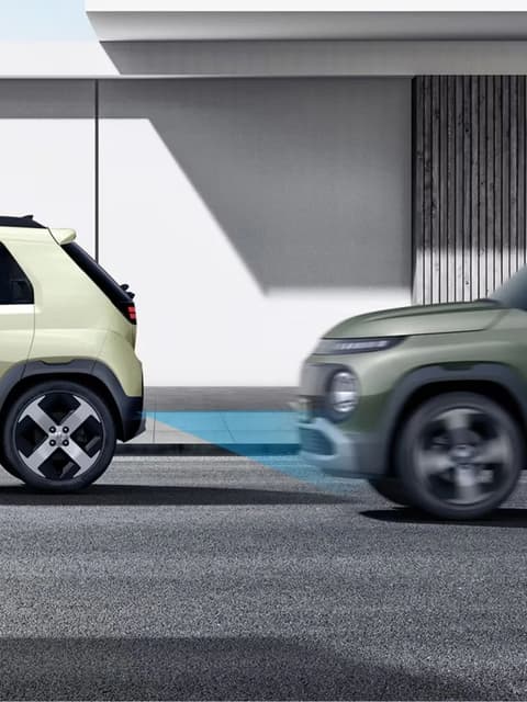 Hyundai Inster със системи за подпомагане на водача.