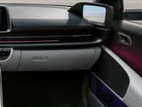 Жабка на Hyundai IONIQ 6 напълно електрически.
