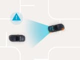 Forward Collision-Avoidance Assist: Hyundai IONIQ 6 предупреждава за евентуален сблъсък на кръстовище и стартира система за избягване на инцидент.
