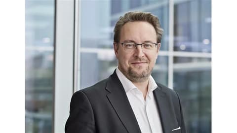 Снимка на Ксавие Мартине, президент и главен изпълнителен директор на Hyundai Motor Europe
