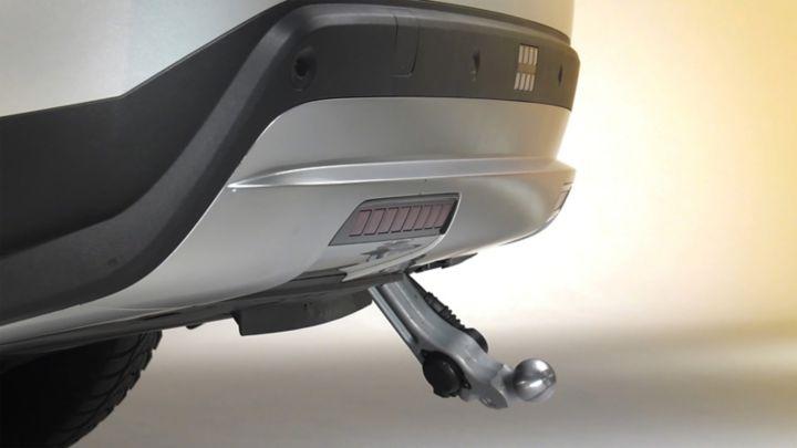 Video - Hyundai IONIQ 9 with tow bar retractable fully electric transport accessory